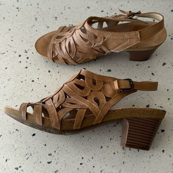 Josef Seibel Women's Ruth Tan Leather Cut Out Open Toe Comfy Sandals Size 40 EUC - Picture 1 of 12